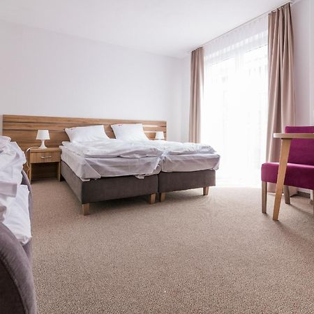 Magnolia Pokoje I Apartamenty Debki Bagian luar foto