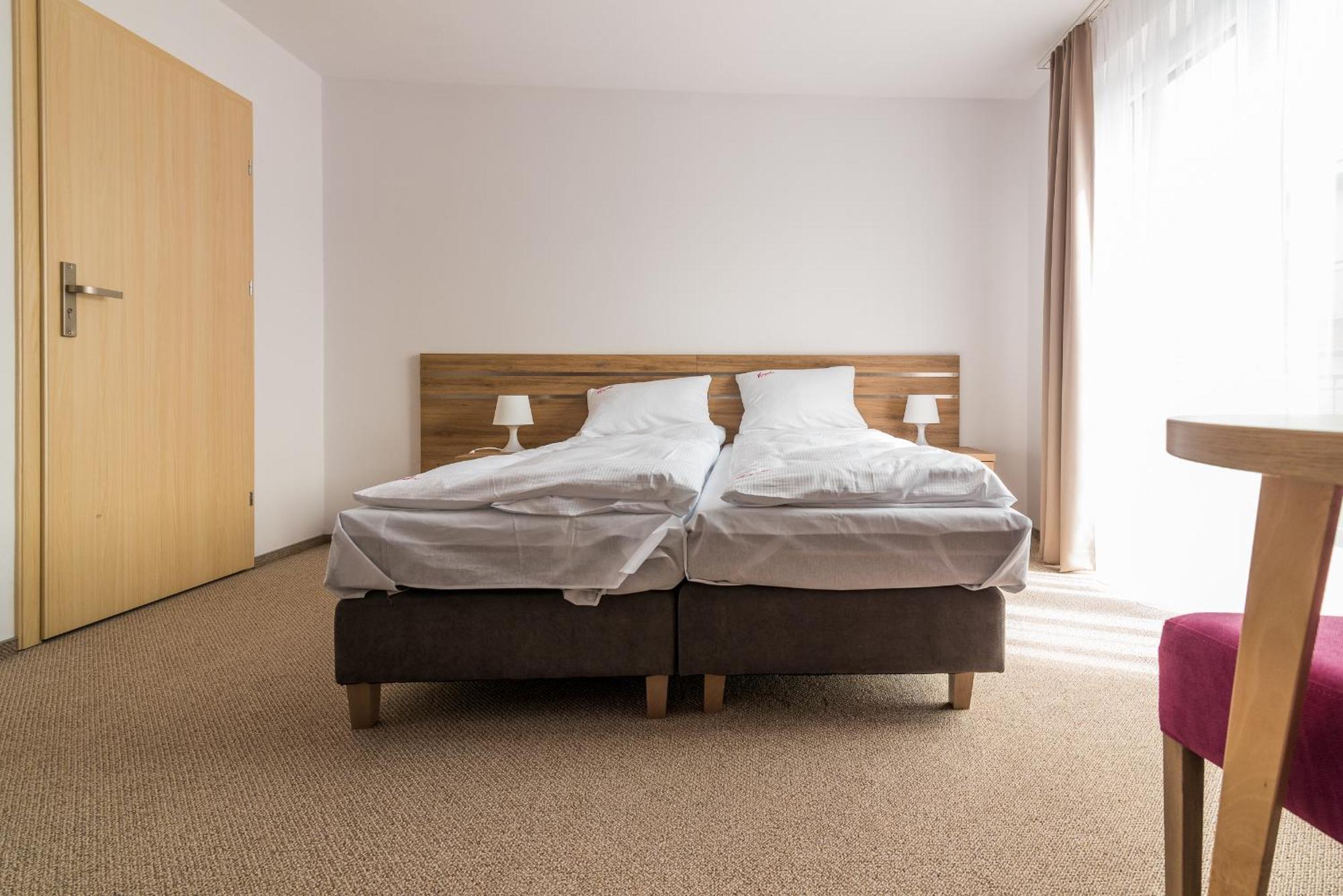 Magnolia Pokoje I Apartamenty Debki Bagian luar foto