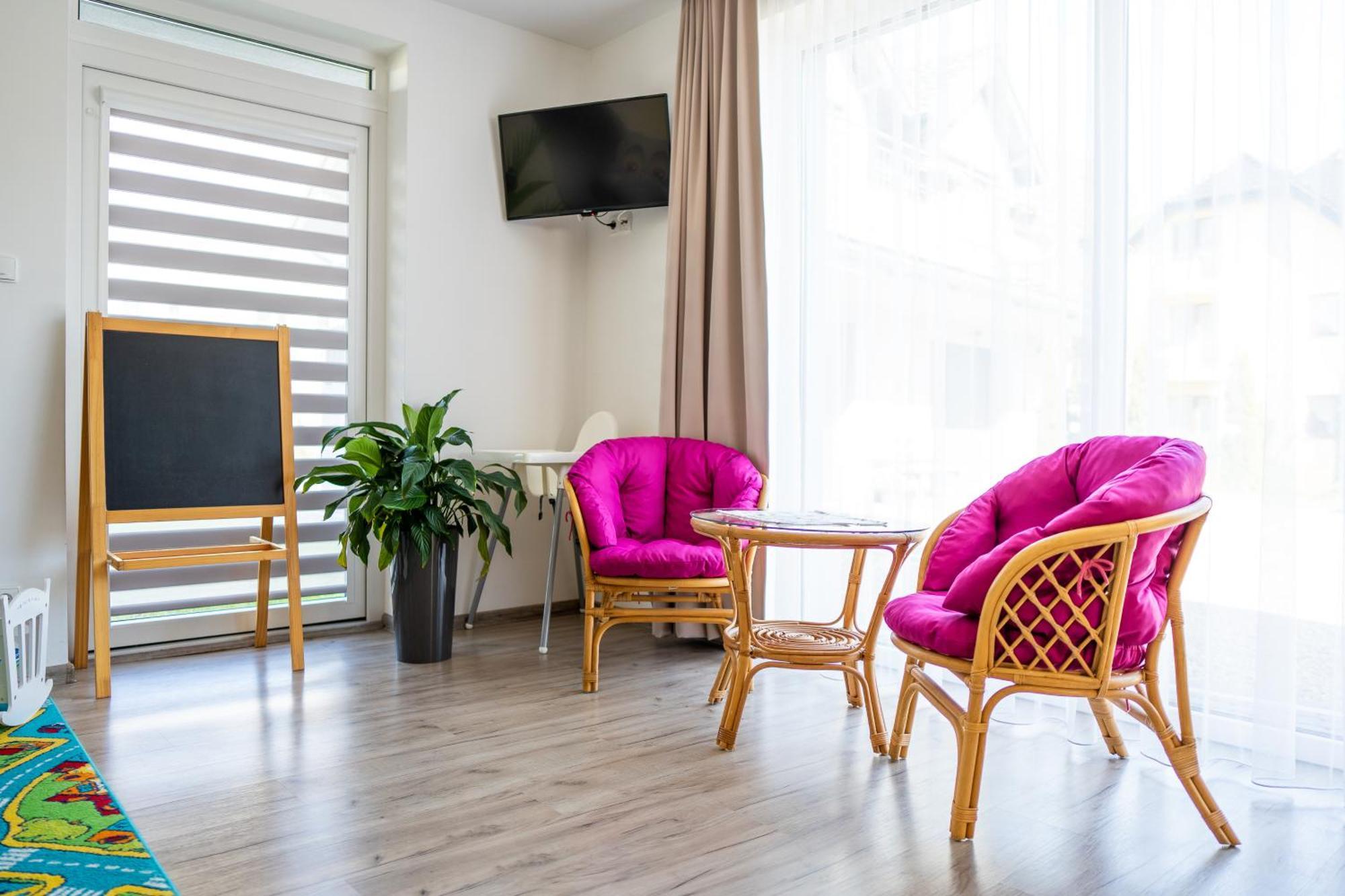 Magnolia Pokoje I Apartamenty Debki Bagian luar foto