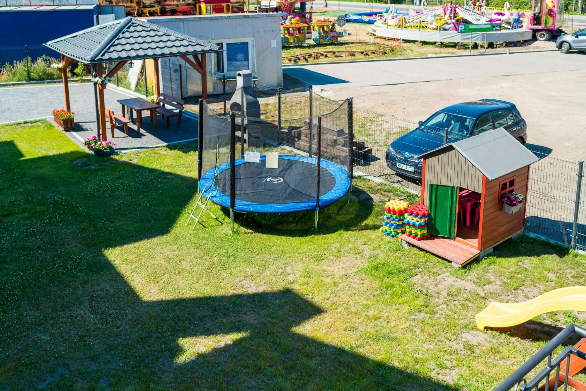 Magnolia Pokoje I Apartamenty Debki Bagian luar foto