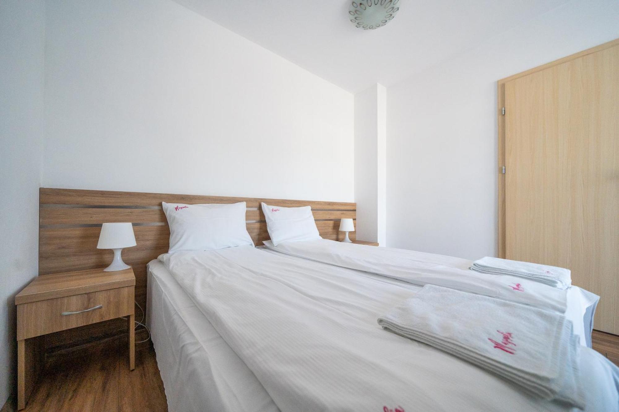 Magnolia Pokoje I Apartamenty Debki Bagian luar foto