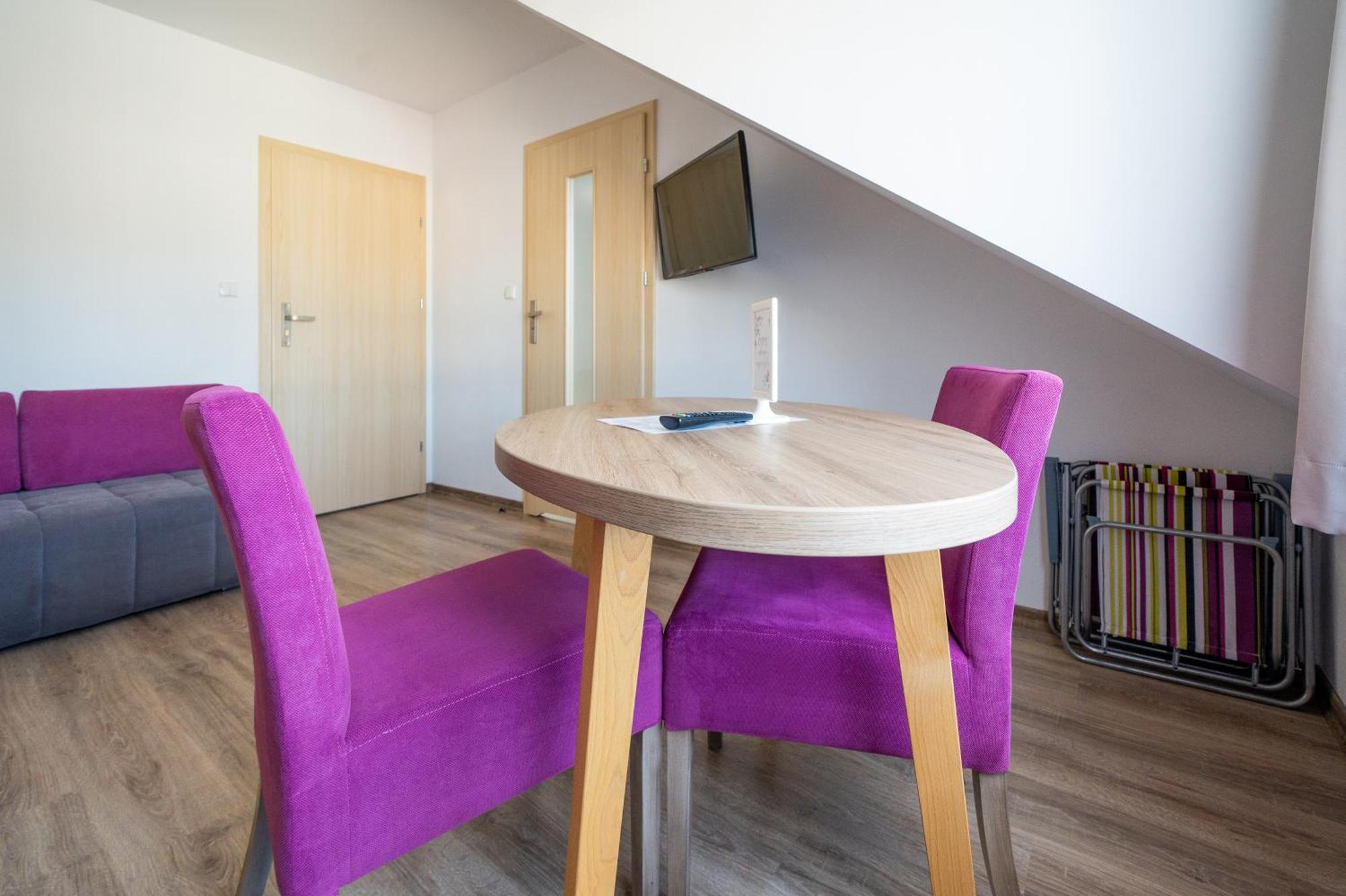 Magnolia Pokoje I Apartamenty Debki Bagian luar foto